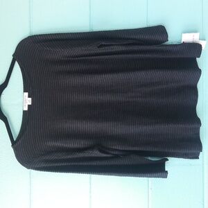 NWT 🎉2/15🎉 "Liz Claiborne " Ladies Petite XL Top